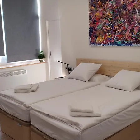 Frejstejn House, Alojamento de Acomodação e Pequeno-almoço 3*