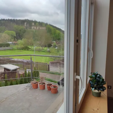 Frejstejn House, Alojamento de Acomodação e Pequeno-almoço Podhradi nad Dyji